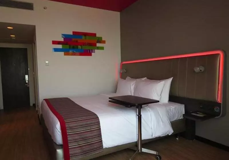 デラックスルーム, Park Inn By Radisson Gurgaon Bilaspur