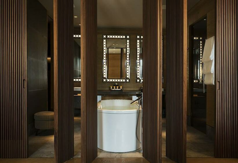 Люкс Повышенной Комфортности, The Chedi Andermatt