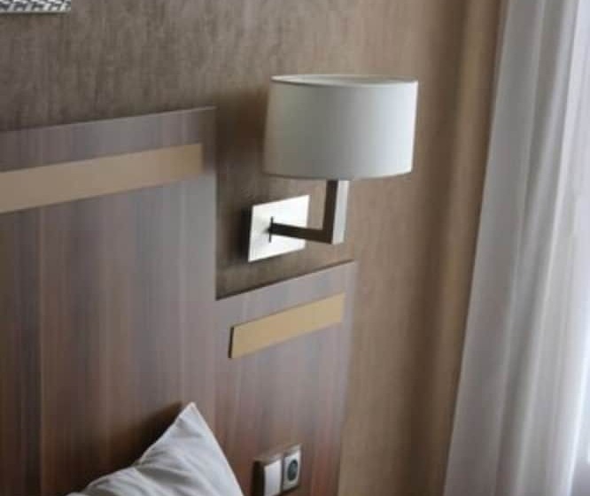 غرفة كومفورت فردية, The Originals Du Grand Monarque Nantes Gare