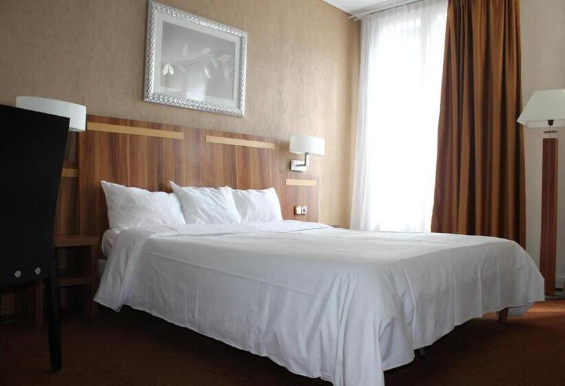 غرفة كومفورت, The Originals Du Grand Monarque Nantes Gare