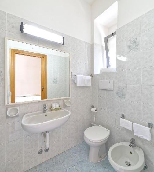 Camera Standard Vista Giardino, Zaro