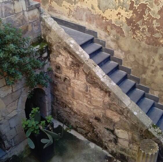 דירת חדר אקונומי, Residence Arco Antico