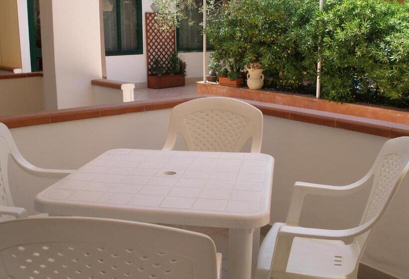 חדר סטודיו סטנדרד, Residence Villa Ascoli