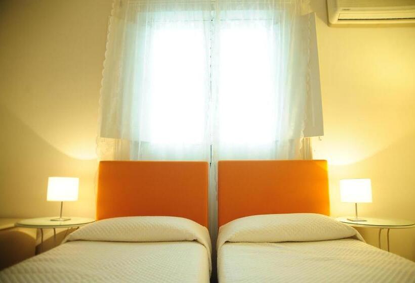 اتاق استاندارد, Sangiuliano114 B&b