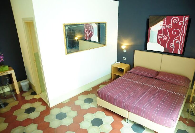 اتاق استاندارد سه نفره, Sangiuliano114 B&b