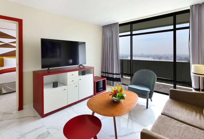 سوییت پرستیژ, Sofitel Abidjan Hotel Ivoire