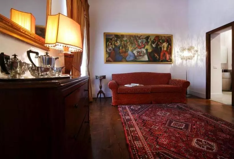 ロイヤルスイート, Tenuta Ponziani   Griffin S Resort
