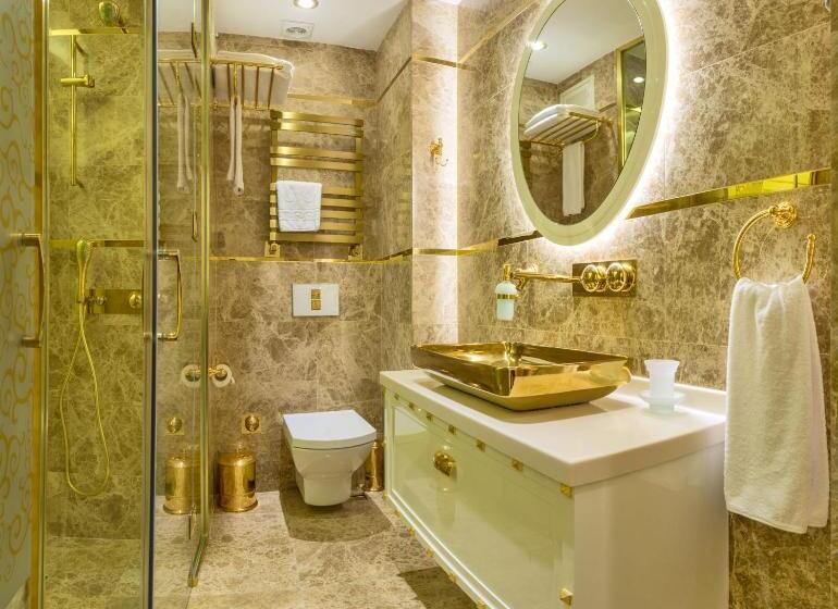 اتاق سوپریور, The Million Stone Hotel   Special Category