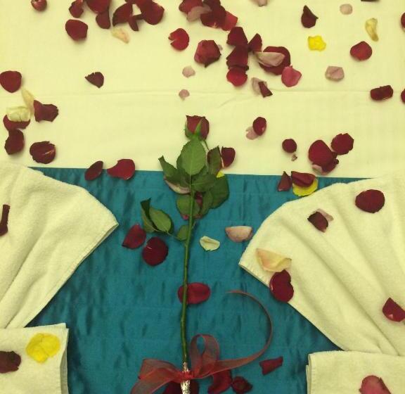 اتاق استاندارد, The Million Stone Hotel   Special Category