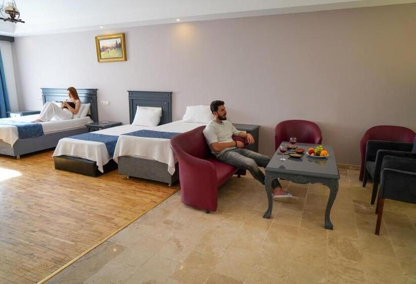اتاق استاندارد چهار تخته, Ugurlu Termal Tatil Köyü