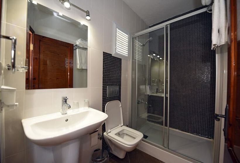 디럭스 룸, Villa Konak