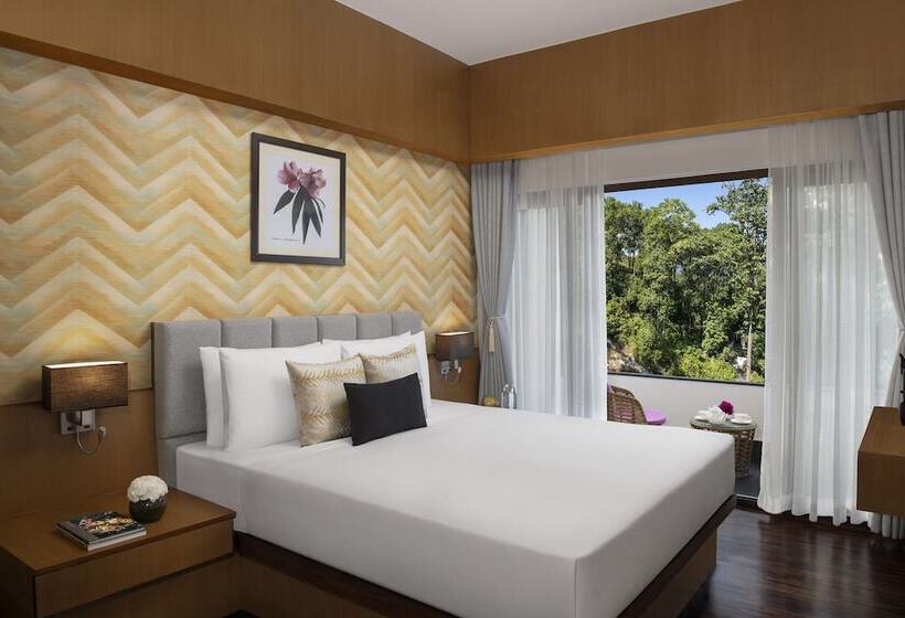 Quarto Premium Vista Piscina, Vivanta Sikkim Pakyong