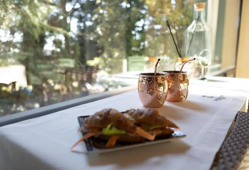 デラックスの４人部屋, Lo Schiaccianoci Bed&breakfast De Charme