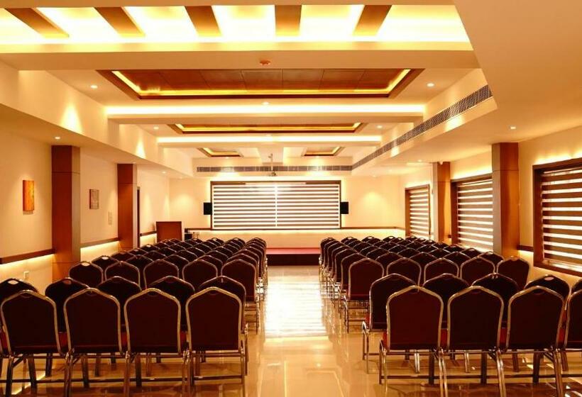 חדר דלוקס, Dass Regency