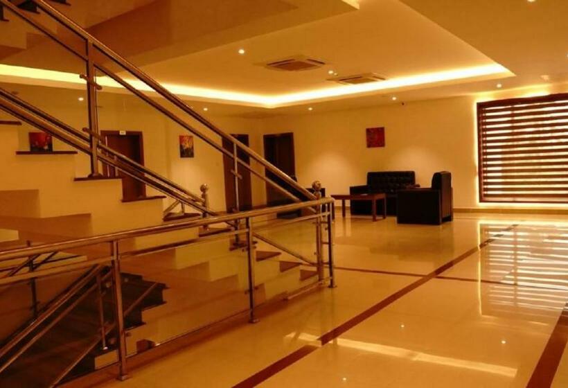 חדר דלוקס, Dass Regency