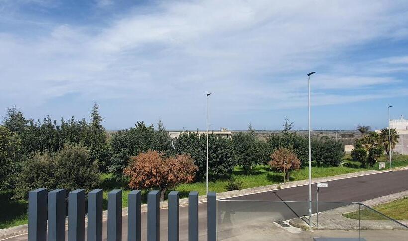 带共用浴室的标准房间, Sunflowersalento
