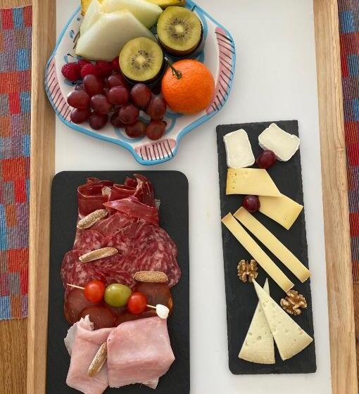 اتاق لوکس با بالکن و چشم‌انداز دریا, El Jardin Botánico Villa Luz