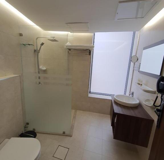 اتاق لوکس با چشم‌انداز دریا, Al Salam