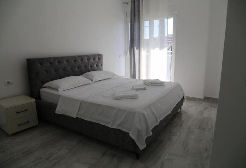 דירת חדר נוף לים, Anchor Apartments