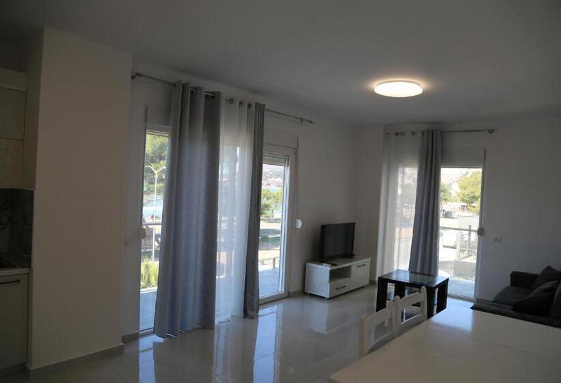 דירת חדר סופריור, Anchor Apartments