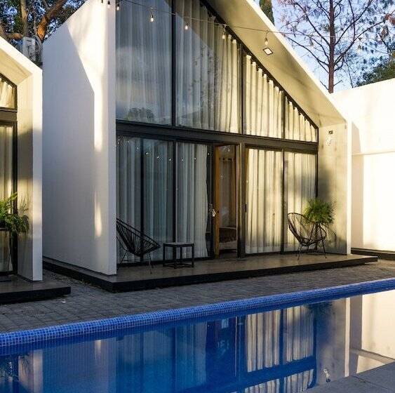 ‫فيلا غرفة نوم واحدة, Casa Samadhi