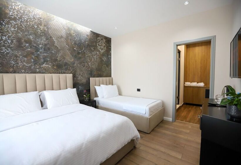 חדר סטנדרט לשלושה, Imperator