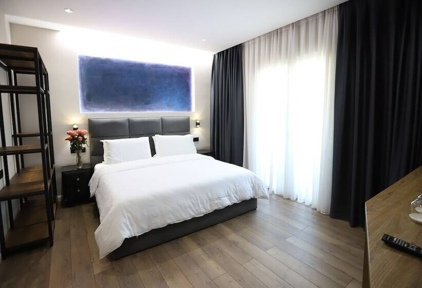 חדר דלוקס, Imperator