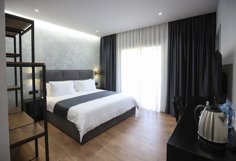 חדר דלוקס, Imperator