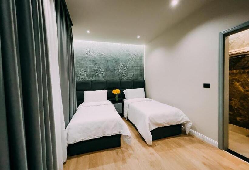 חדר דלוקס, Imperator