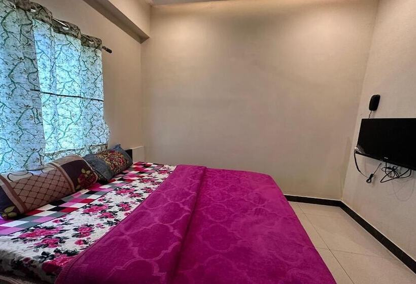 スタンダードルーム, The Galaxy Near Udaipur Airport