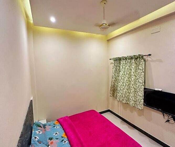 スタンダードルーム, The Galaxy Near Udaipur Airport