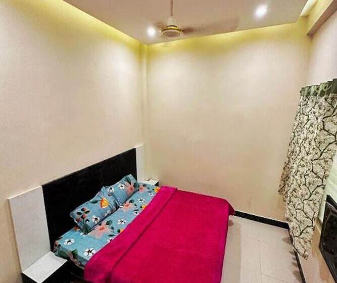 スタンダードルーム, The Galaxy Near Udaipur Airport