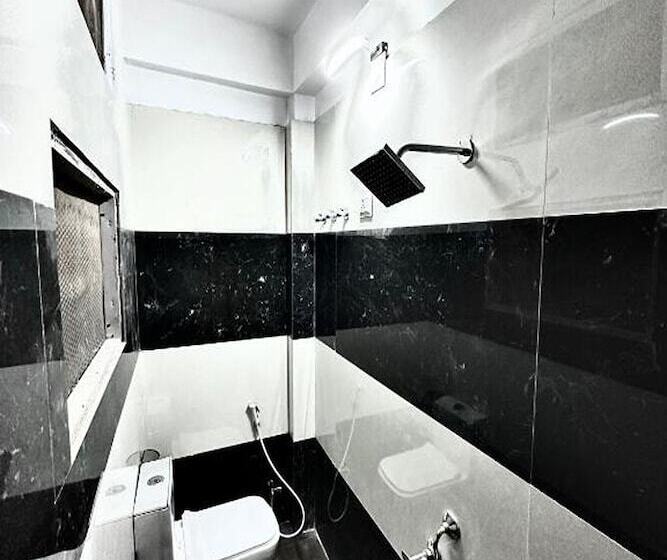 デラックスルーム, The Galaxy Near Udaipur Airport