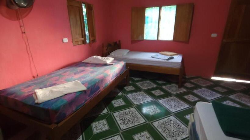 اتاق استاندارد چهار تخته, Hostal Maria