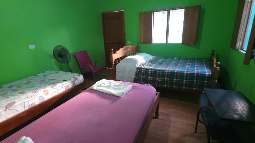 اتاق استاندارد چهار تخته, Hostal Maria