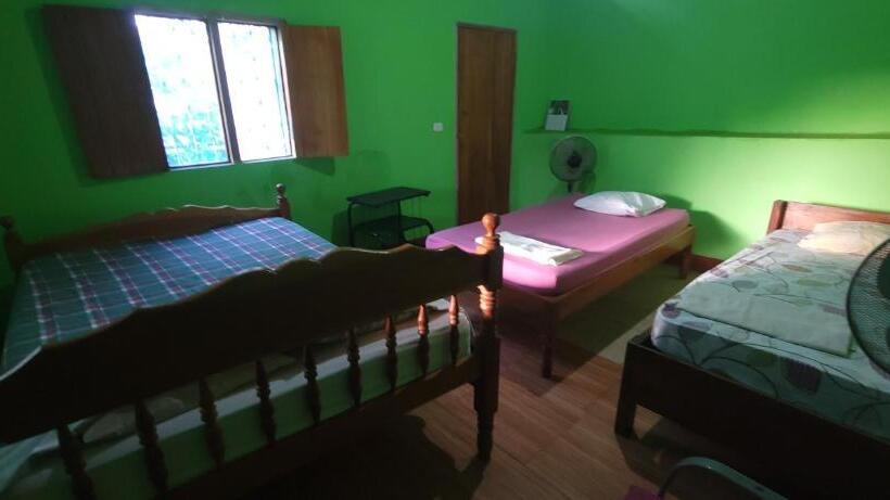 اتاق استاندارد چهار تخته, Hostal Maria