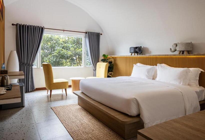 חדר סטנדרט לשלושה, Pidoma Resort