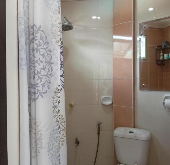 Семейный Номер Deluxe, Elicon Suites