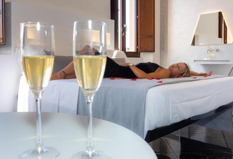 غرفة سوبيريور, Inferno E Paradiso