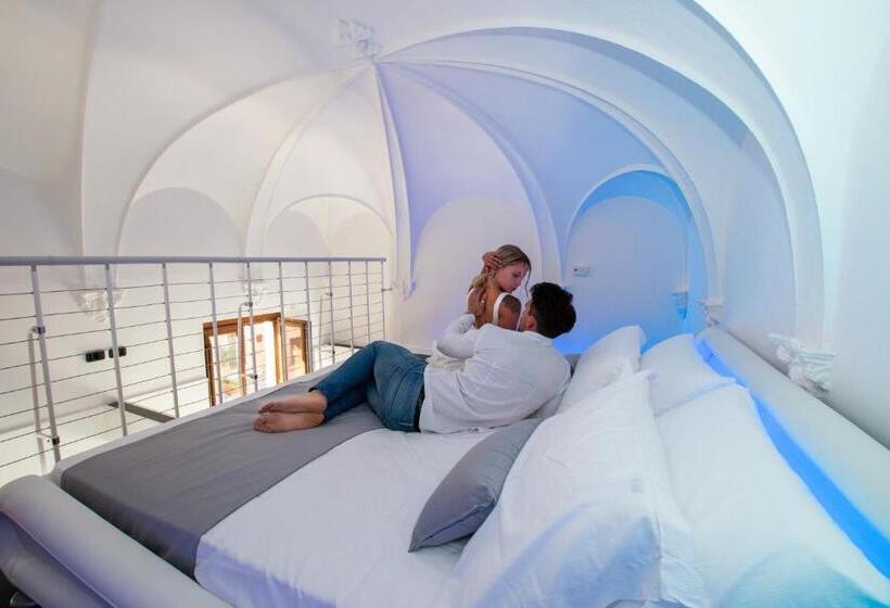 غرفة سوبيريور, Inferno E Paradiso