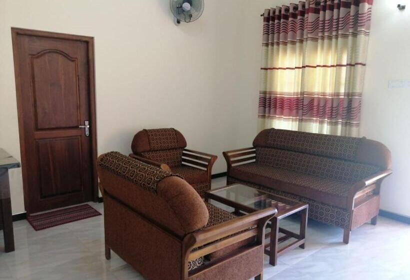 Quarto Deluxe, Lahiru Airport Villa