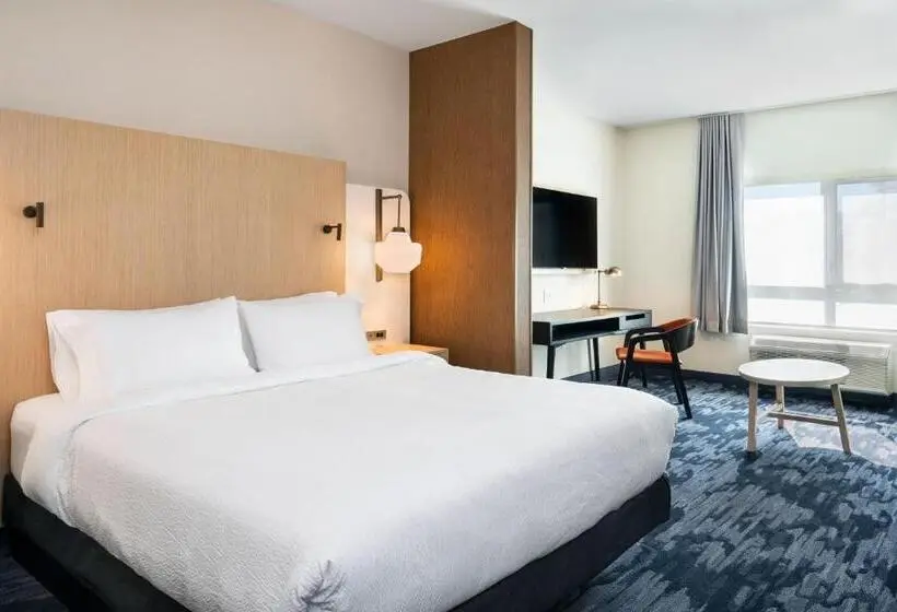 سوئیت با تخت بزرگ, Fairfield By Marriott Inn & Suites North Bay