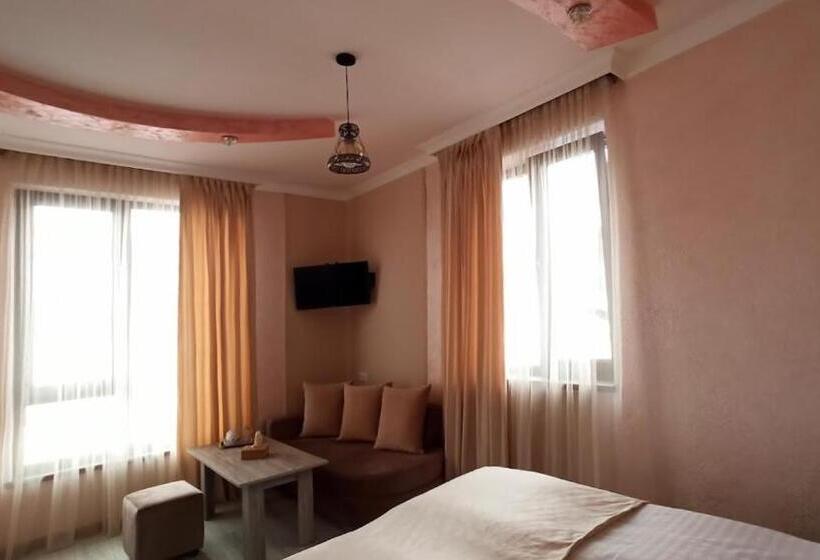 اتاق استاندارد, Kare No Hotel Tsaghkadzor