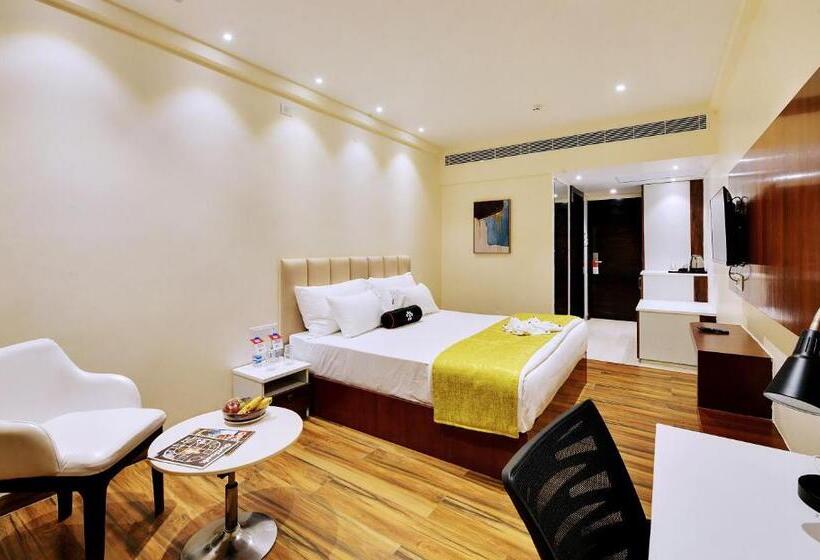 디럭스 룸 킹사이즈 침대, Mastiff Select Gulbarga