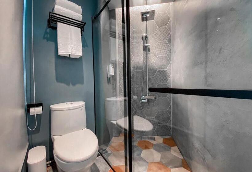 اتاق استاندارد, Leisure Chiayi