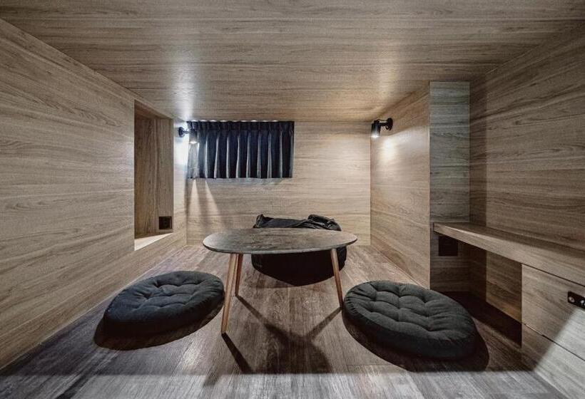 اتاق استاندارد چهار تخته, Leisure Chiayi