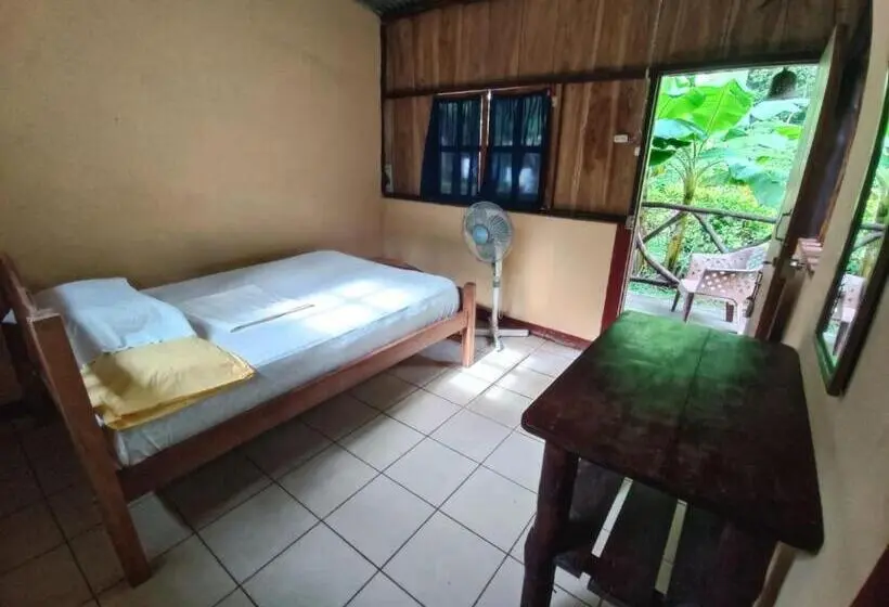 スタンダードルーム, Hostal Así Es Mi Tierra