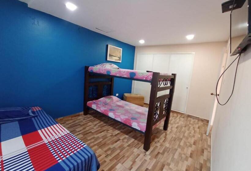 חדר משפחתי חדר אמבטיה משותף, Hostal Avanza