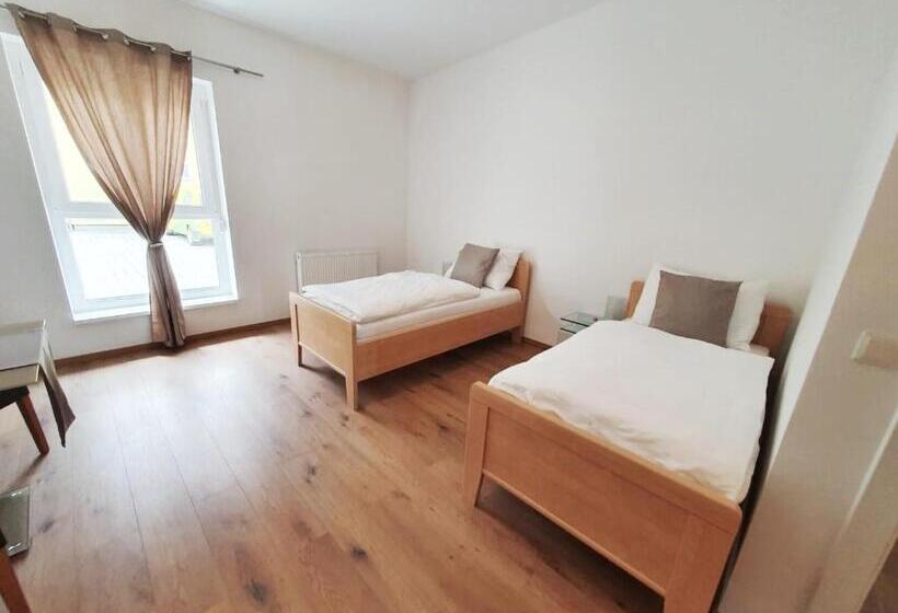 Номер Стандарт, Gästezimmer ödenburgerstraße