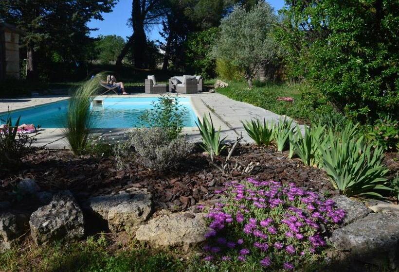 חדר סופריור עם מיטת קינג, La Bastide Des Lavandières